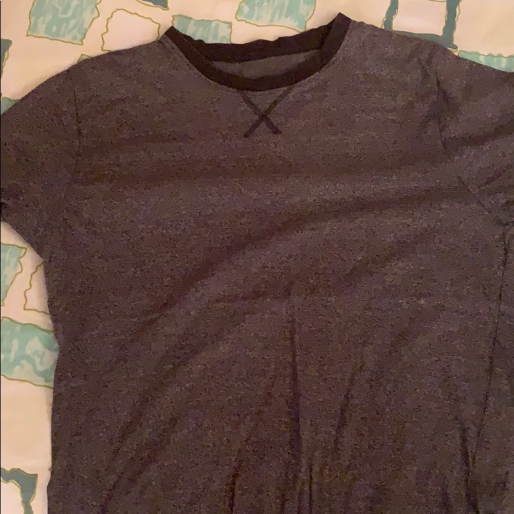 Tee